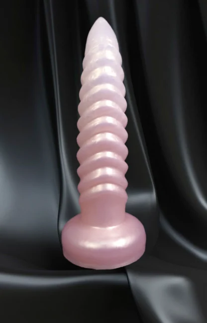 dildo-pearl-tower-photo
