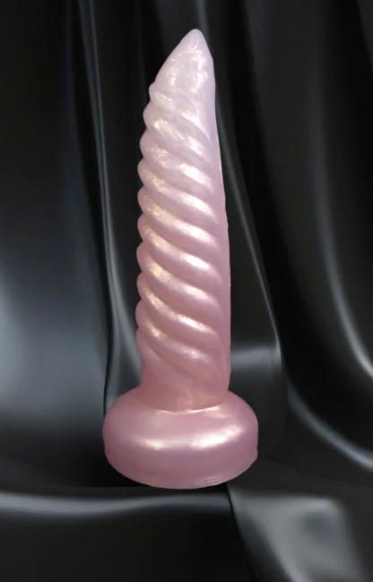 dildo-pearl-tower-photo